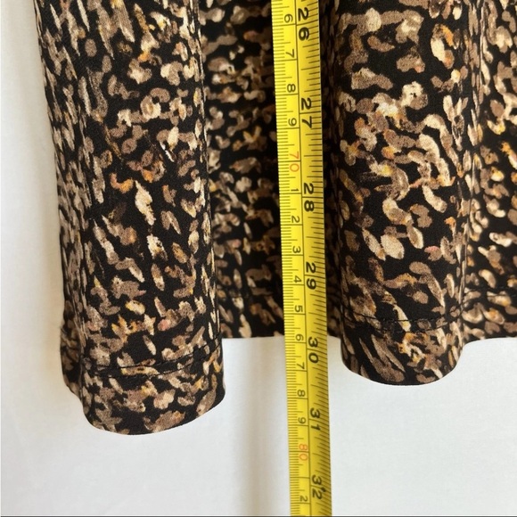 Susan Graver Womens Top Sz 3X Animal Print Abstract Liquid Knit Artsy Office - Picture 7 of 9